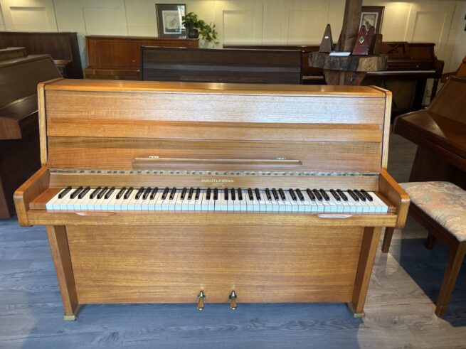 Barratt & Robinson piano