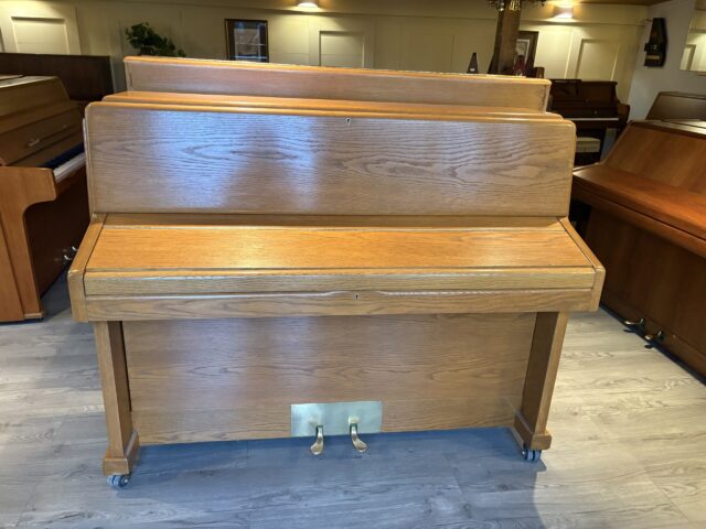 Knight piano