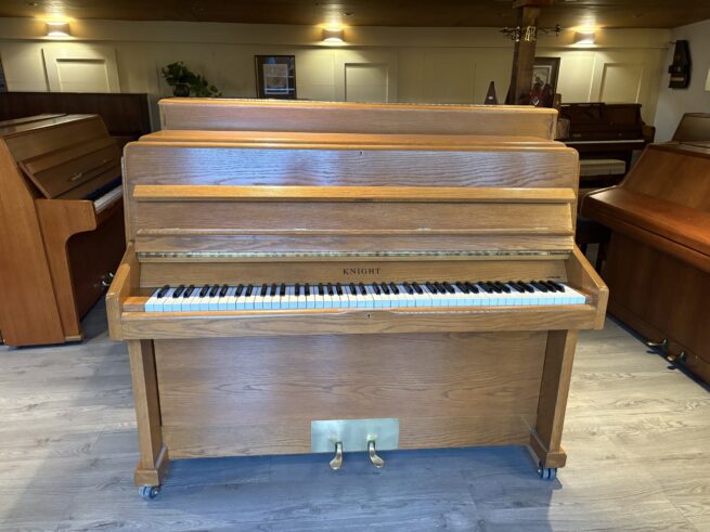 Knight piano