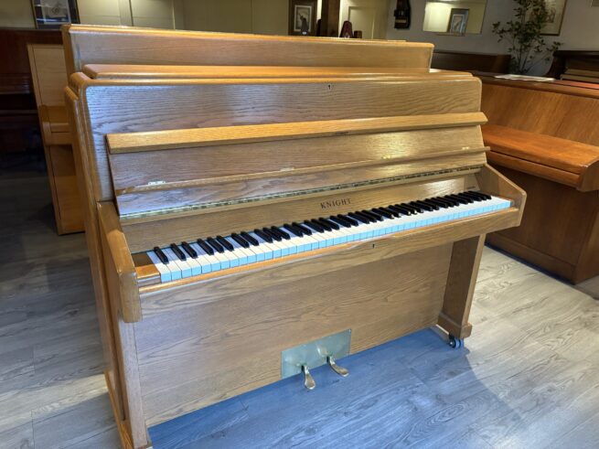 Knight piano