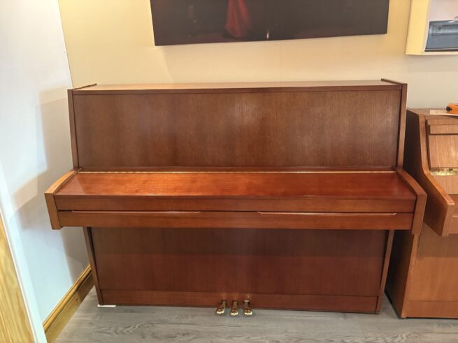 Baldwin piano