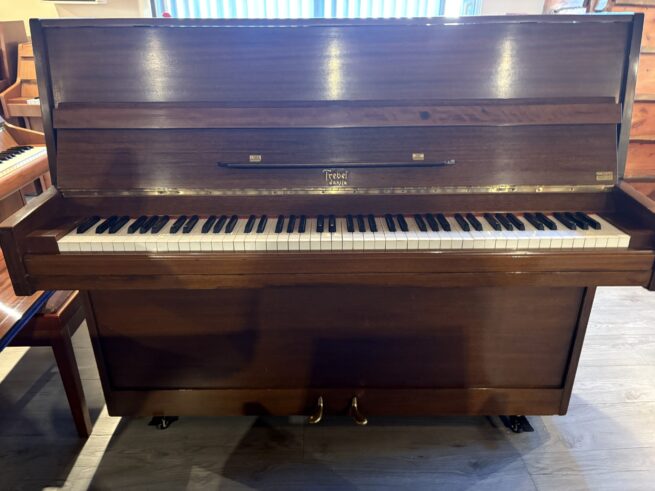 Trebel piano