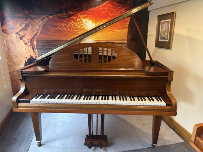 Gors & Kallman Baby Grand