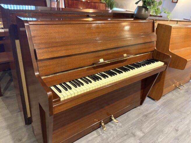 Kemble piano